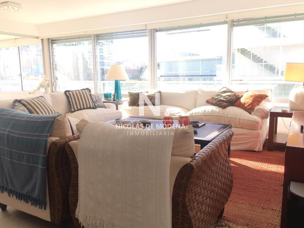 Departamento de 3 dormitorios en Tiburón I, del
