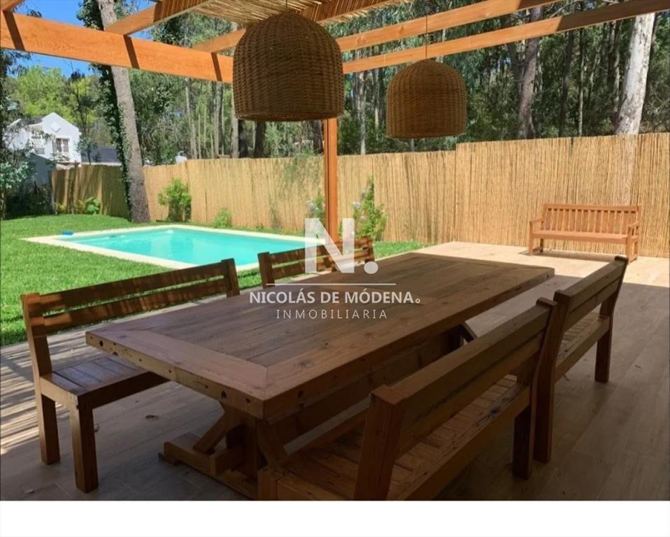 VENDE CASA NUEVA EN COMPLEJO SOLANAS, PUNTA