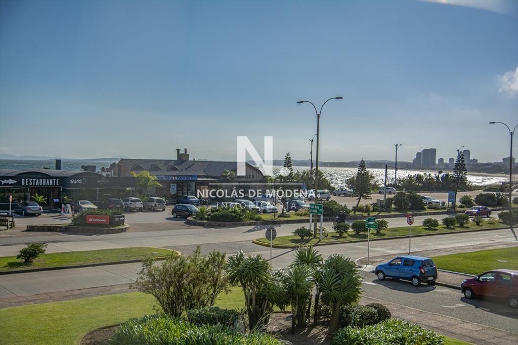 Hermoso Departamento de 3 dormitorios en venta frente al ma