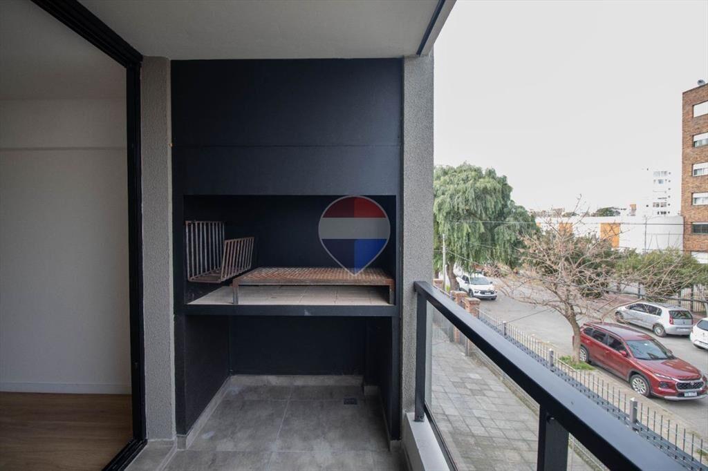 VENTA APARTAMENTO 2 DORMITORIOS MALVIN CON GARAGE