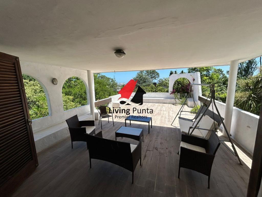 OPORTUNIDAD. VENDE CASA EN EXCELENTE ESTADO, CON PISCINA EN