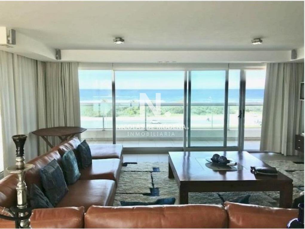 Hermoso departamento en venta con vista al mar.