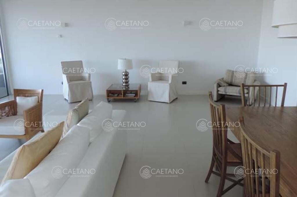 Apartamento en Brava, 3 dormitorios