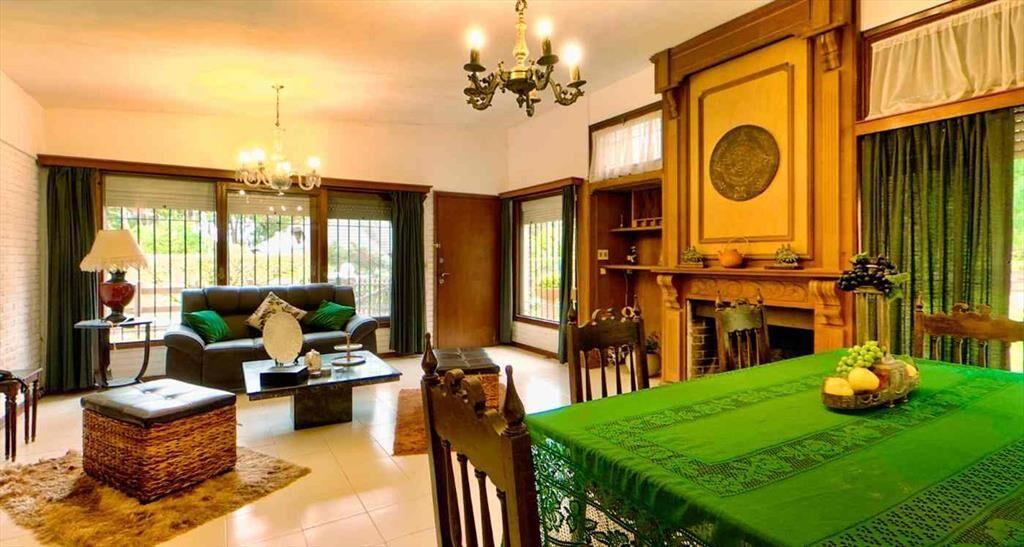 Venta Casa San Rafael 3 dormitorios y servicio