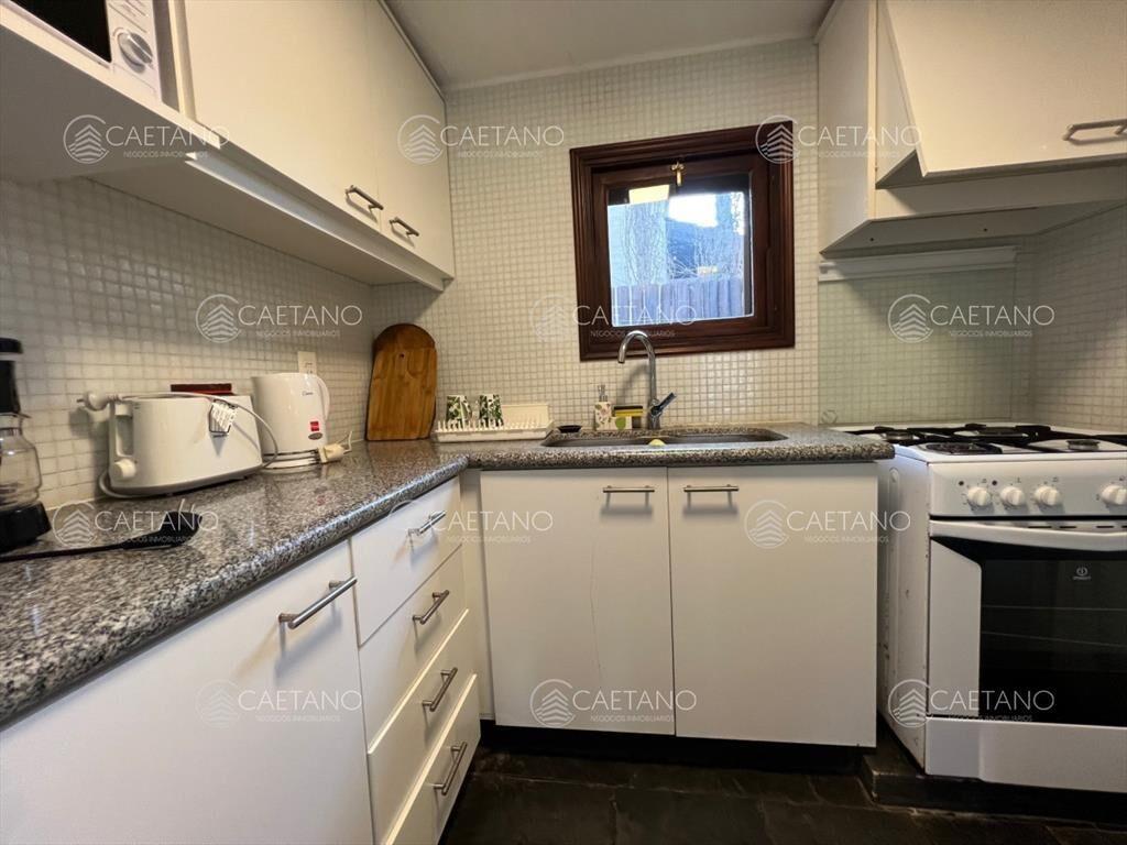 CASA EN VENTA 2 DORMITORIOS BARRIO PRIVADO PARQUE