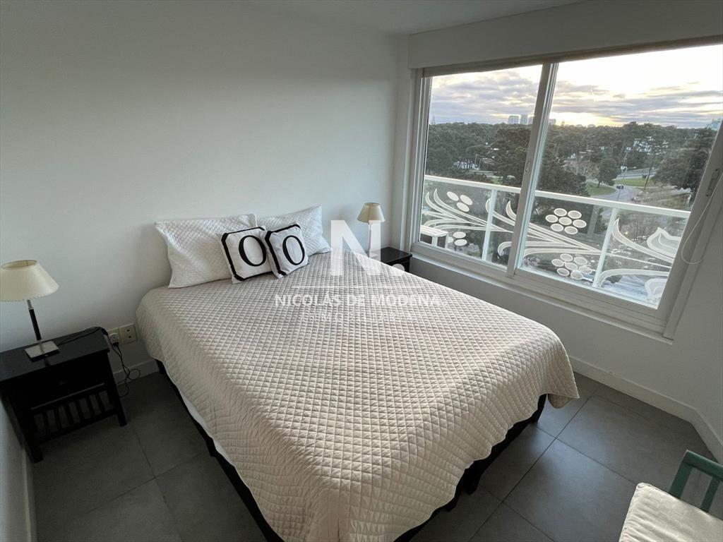 Apartamento 1 dormitorio en Punta del Este en -
