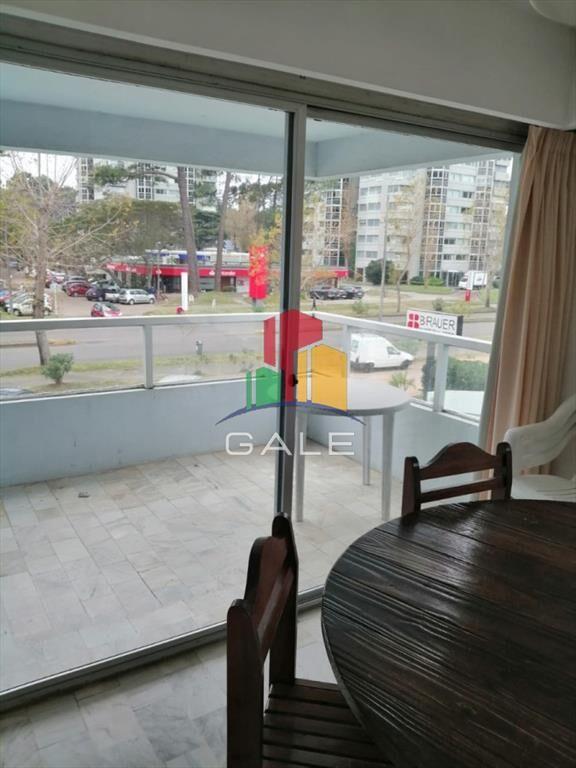 Oportunidad apartamento dos dormitorios con a