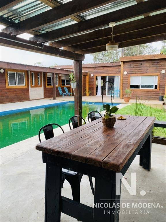 Casa en Venta a 50 metros del Mar, 4 dormitorios, Balneario