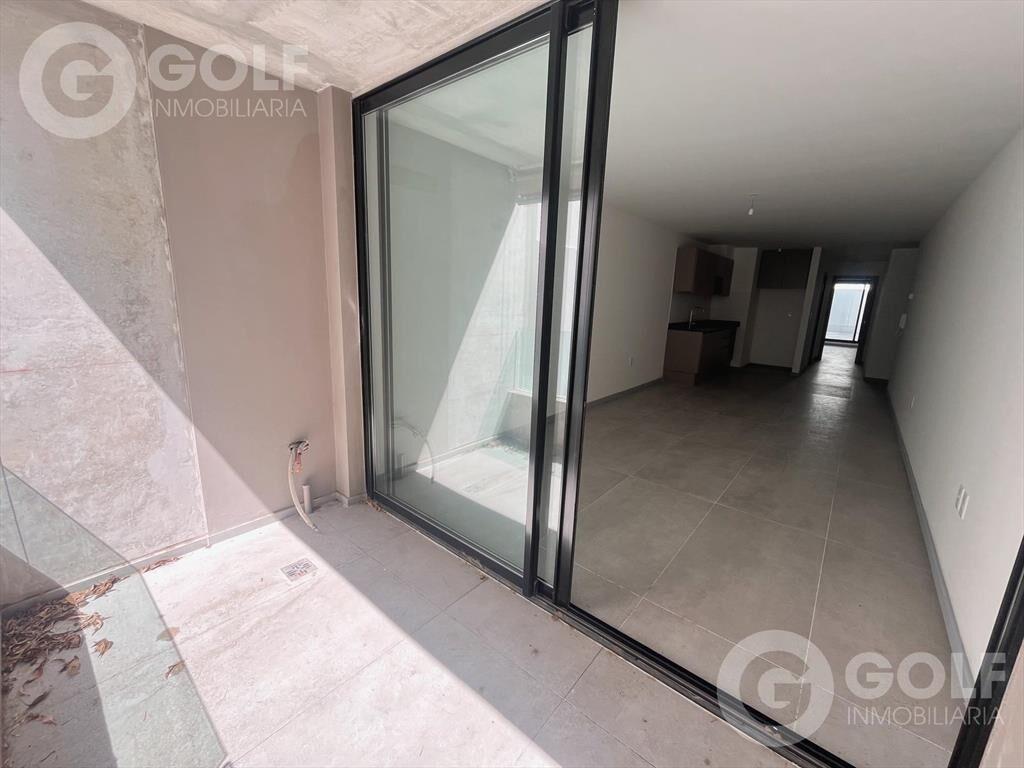 Venta de apartamento de 1 Dormitorio con Terraza, Patio, Pa