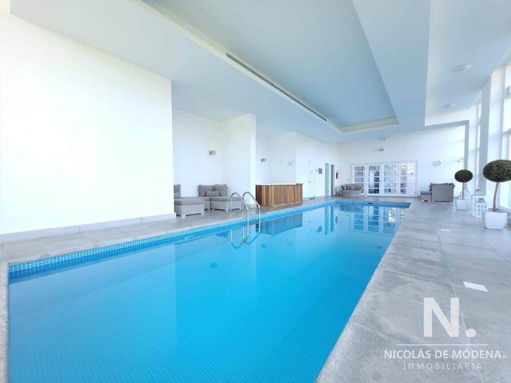 Apartamento en venta, Torre con Amenities - Playa Brava, Pu