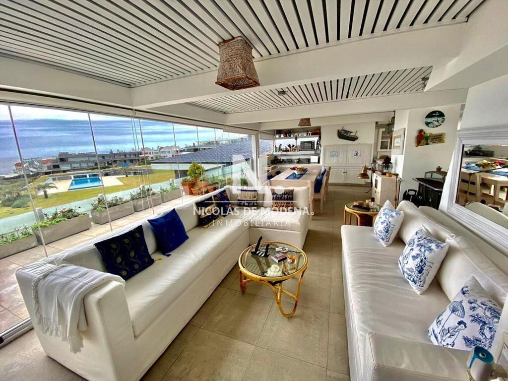 Penthouse en Venta de 3 dormitorios en Edificio ,