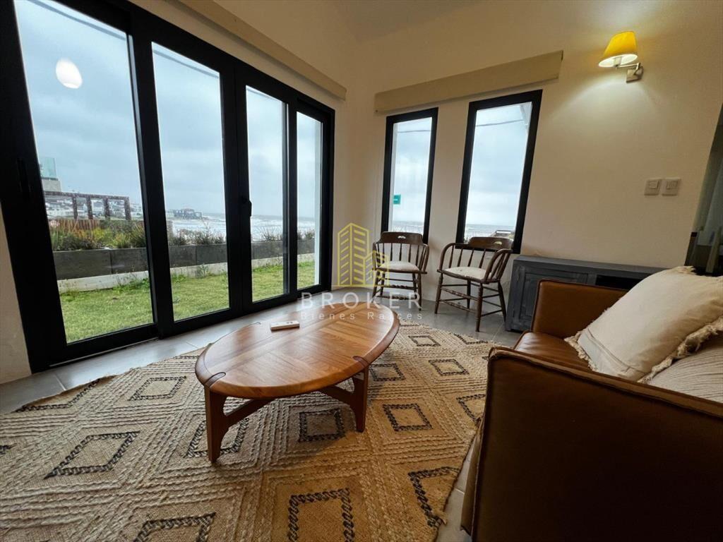 Alquiler de hermosa casa MUY bien ubicada en la