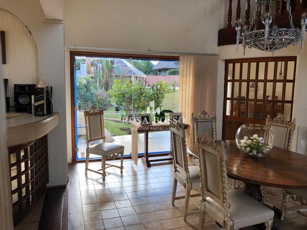 casa en excelente lugar