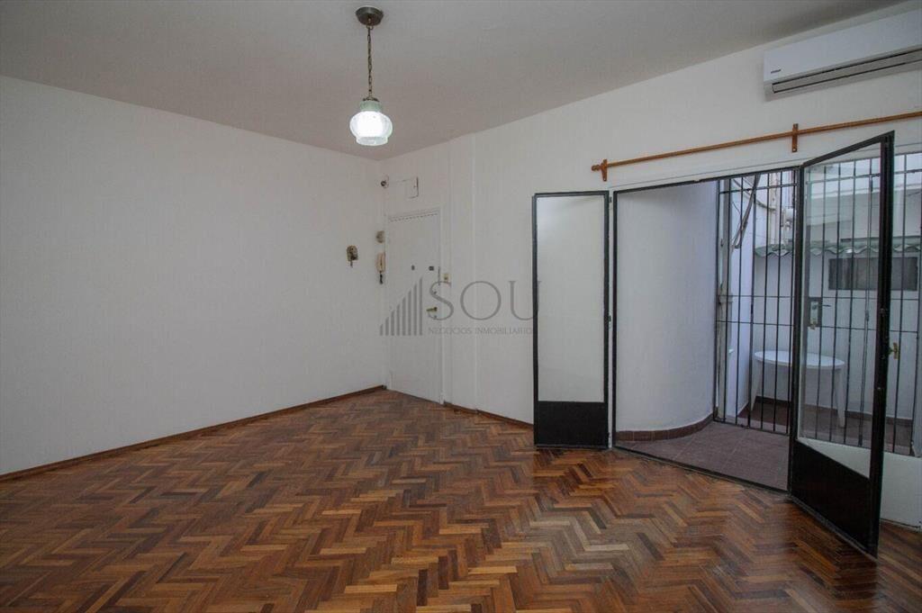 Alquiler apartamento 1 dormitorio con patio en Tres Cruces
