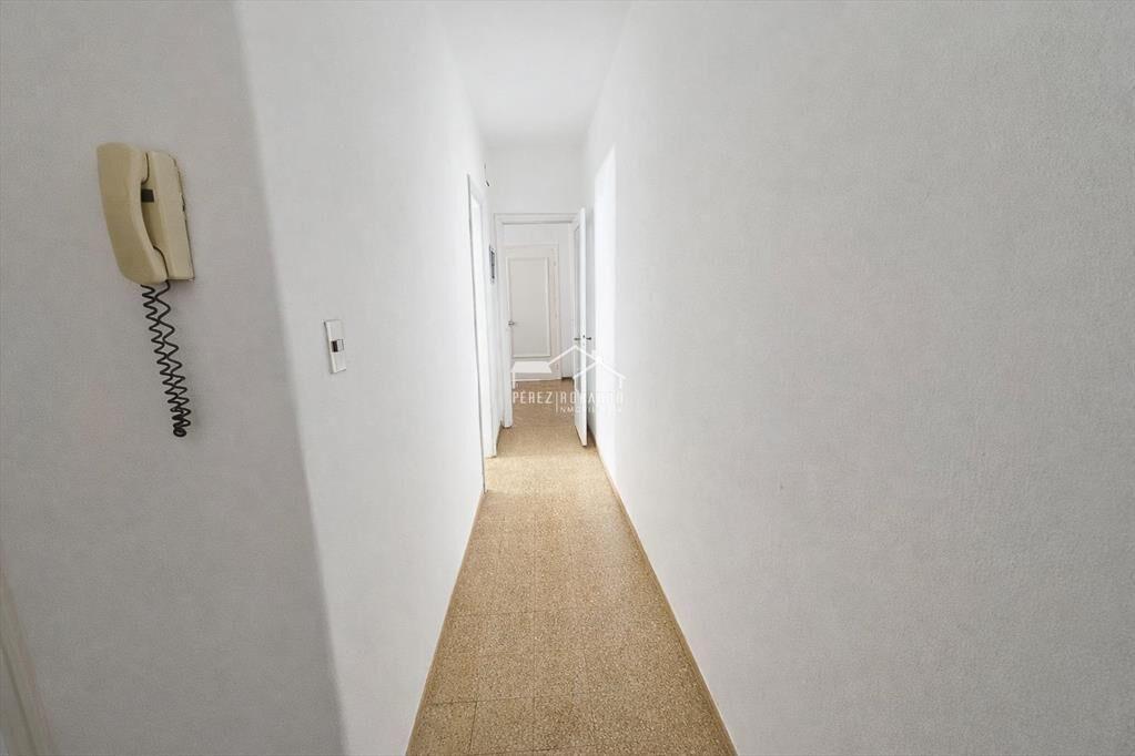 Venta apartamento 3 dormitorios con balcón y patio (alquila