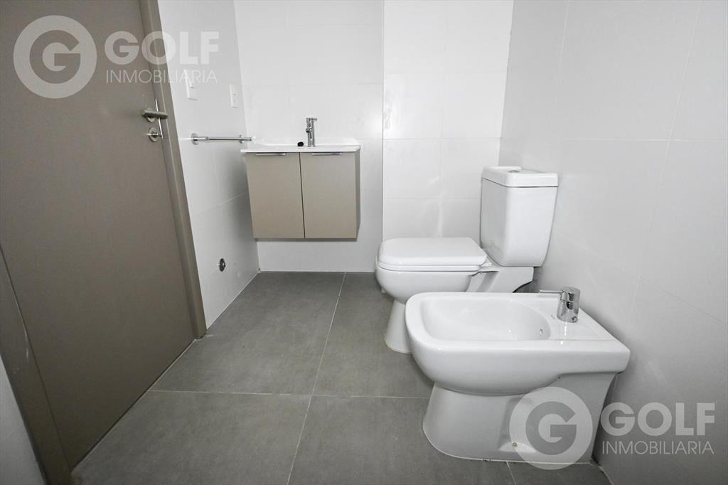 Venta de apartamento de 1 Dormitorio con Terraza, Patio, Pa