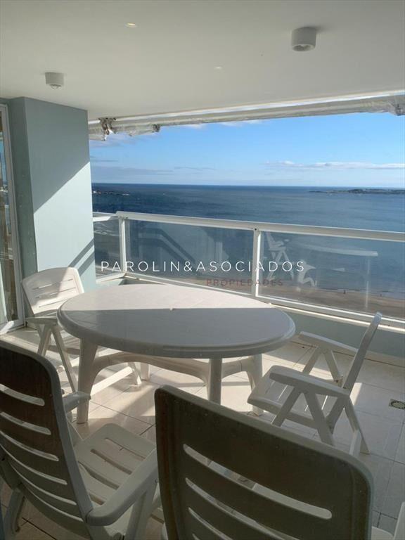 Apartamento en venta en Beverly Tower, Punta del