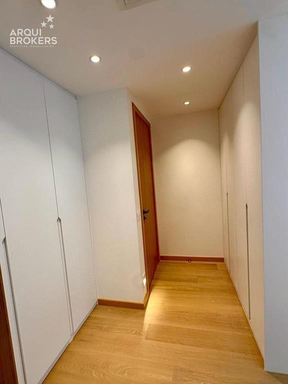 Apartamento de 3 dormitorios en venta en Carrasco - C102