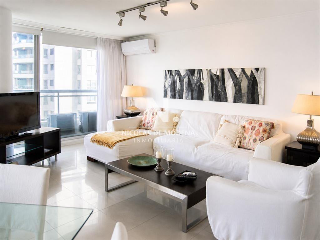 Alquila apartamento de 3 dormitorios en Punta del