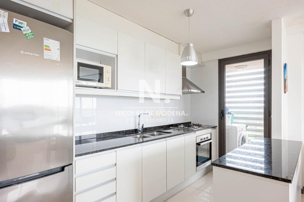 Apartamento en Venta, 2 Dormitorios - Punta del