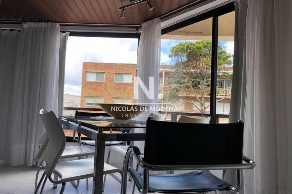 Vende Apartamento de 3 dormitorios ubicado en del