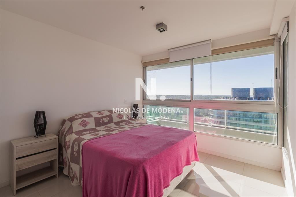 Vende departamento de 1 dormitorio en Roosevelt Punta del E
