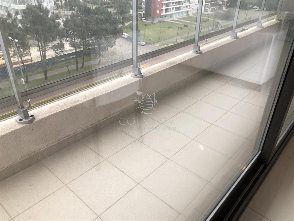 Apartamento de 3 dormitorios en zona club de tenis cantegri