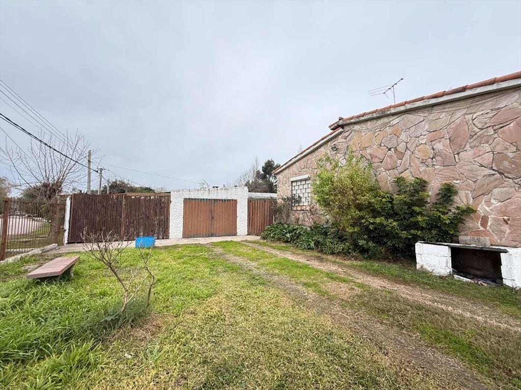 VENTA CASA Y APTO 3 Y 1 DORM LAS PIEDRAS RENTA.