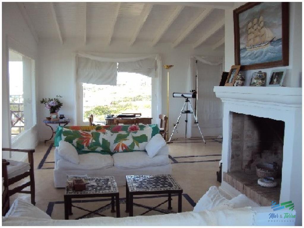 Hermosa casa en lo alto del Chorro.. - luminosa