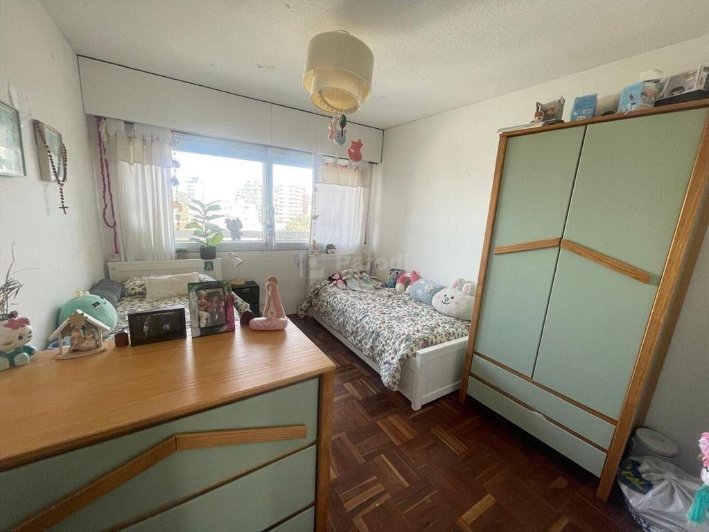 PARODI Venta apartamento 4 dormitorios Punta Carretas