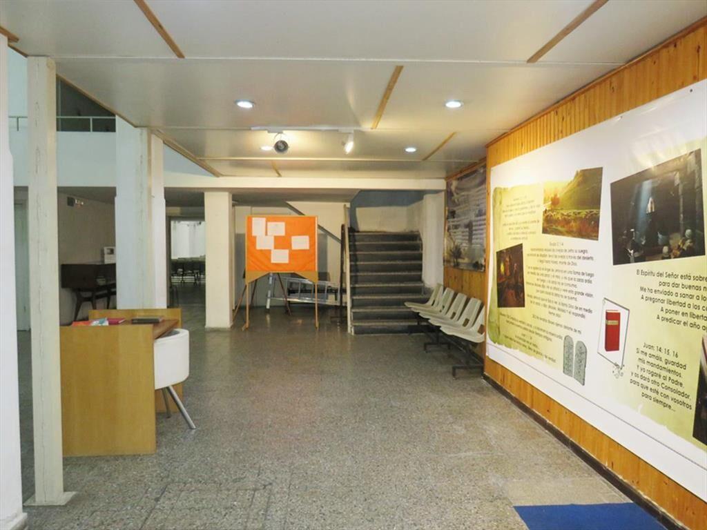Venta importante local 500 m2 Centro
