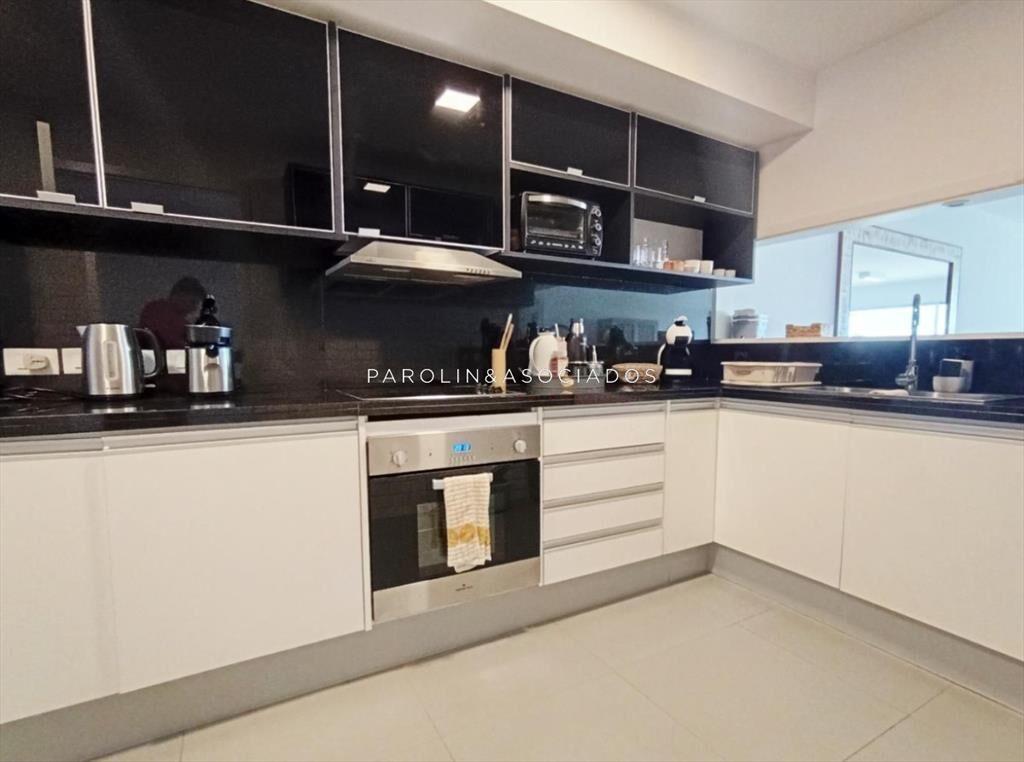 Departamento en Venta de 2 dormitorios en Punta