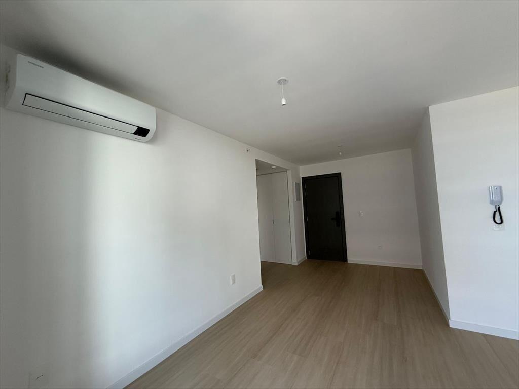 Alquiler apartamento un dormitorio con terraza en Estrell...