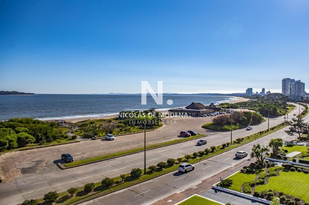 Espectacular departamento de 3 dormitorios + en