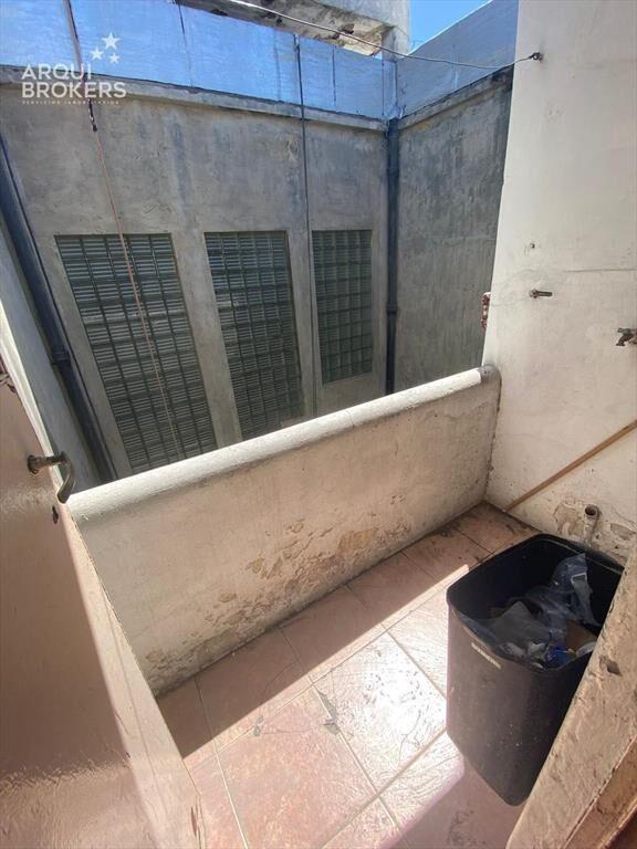 Apartamento de tres dormitorios en venta con renta en Tres