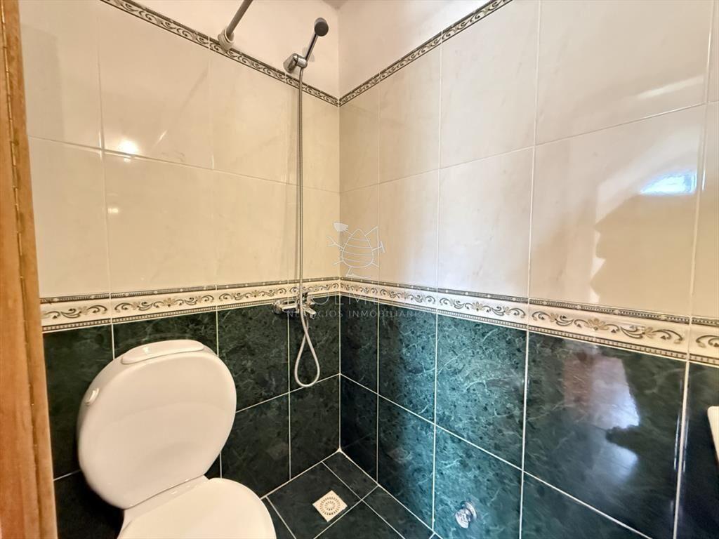 Casa en Barrio Marly con piscina