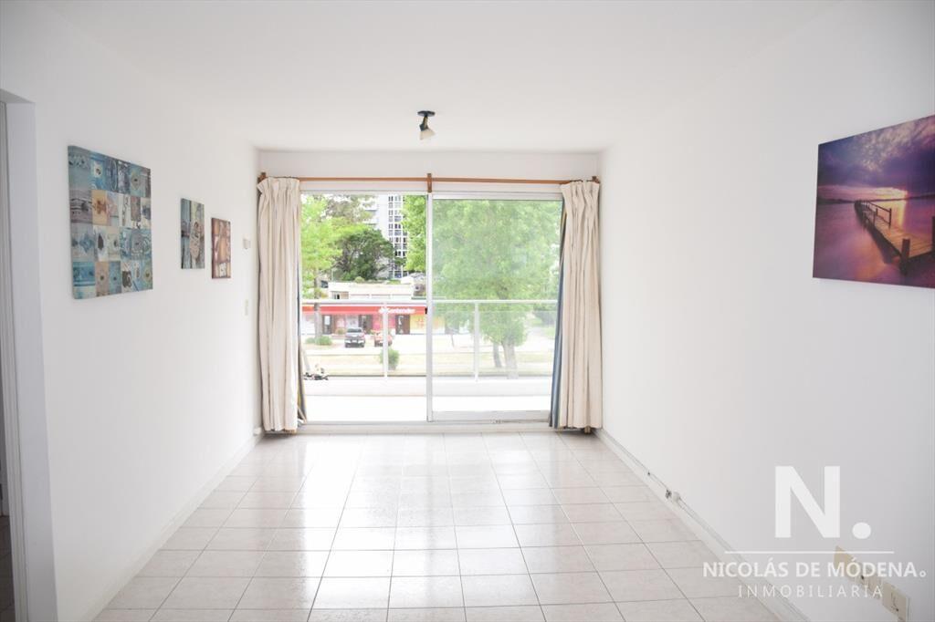 Oportunidad Apartamento de 2 dormitorios en Roosevelt