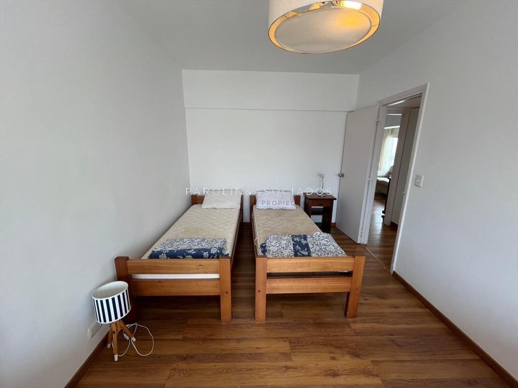 Apartamento En Venta, Playa Brava.