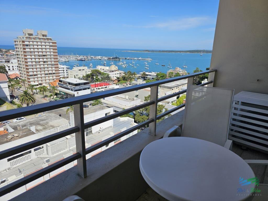 APARTAMENTO 2 DORMITORIOS, VISTA AL PUERTO DE DEL