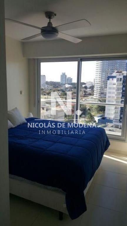 Espectacular apartamento con vista al mar