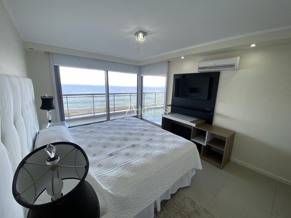 Apartamento en Punta del Este, Brava
