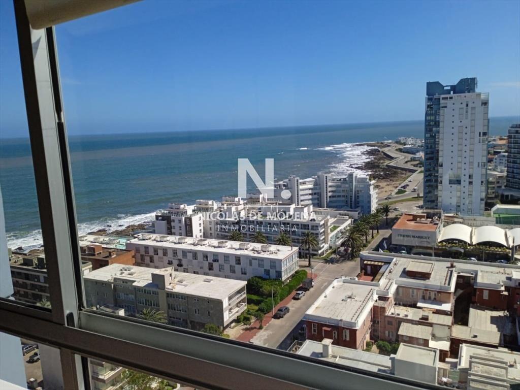 Apartamento en Peninsula, 3 dormitorios *