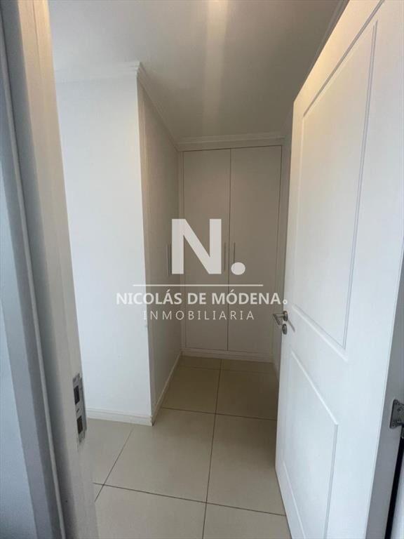 Apartamento de 1 dormitorio en Edificio con muy -