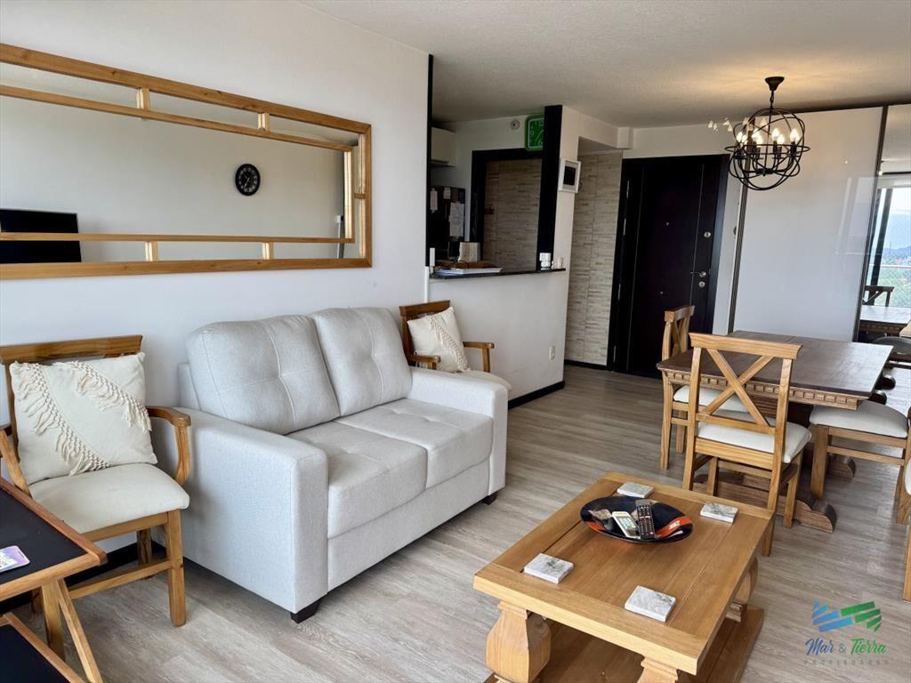En venta apartamento 2 dormitorios, torre con buenos servic