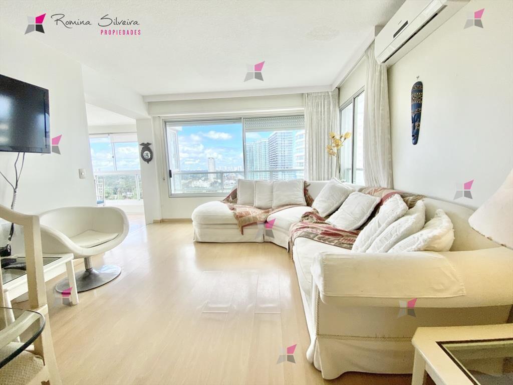 Apartamento en Mansa, 3 dormitorios *
