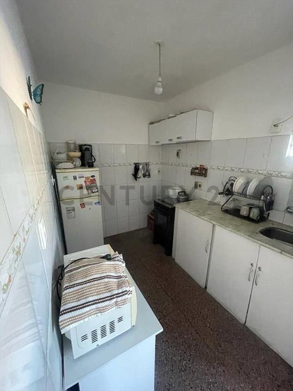 Venta casa La Blanqueada.3 dormitorios,garaje.Prox Luis A...