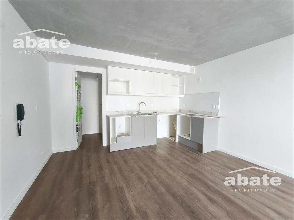 Alquiler de Apartamento de dos Dormitorios y dos Baños en P