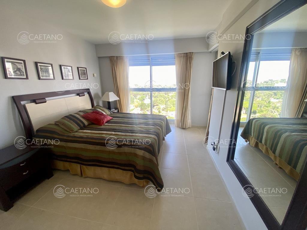 Alquiler temporada apartamento 3 dormitorios Punta del Este