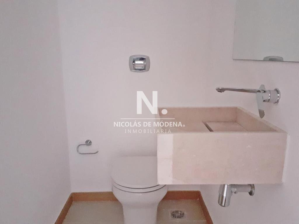 Departamento en venta en edificio Silente Block