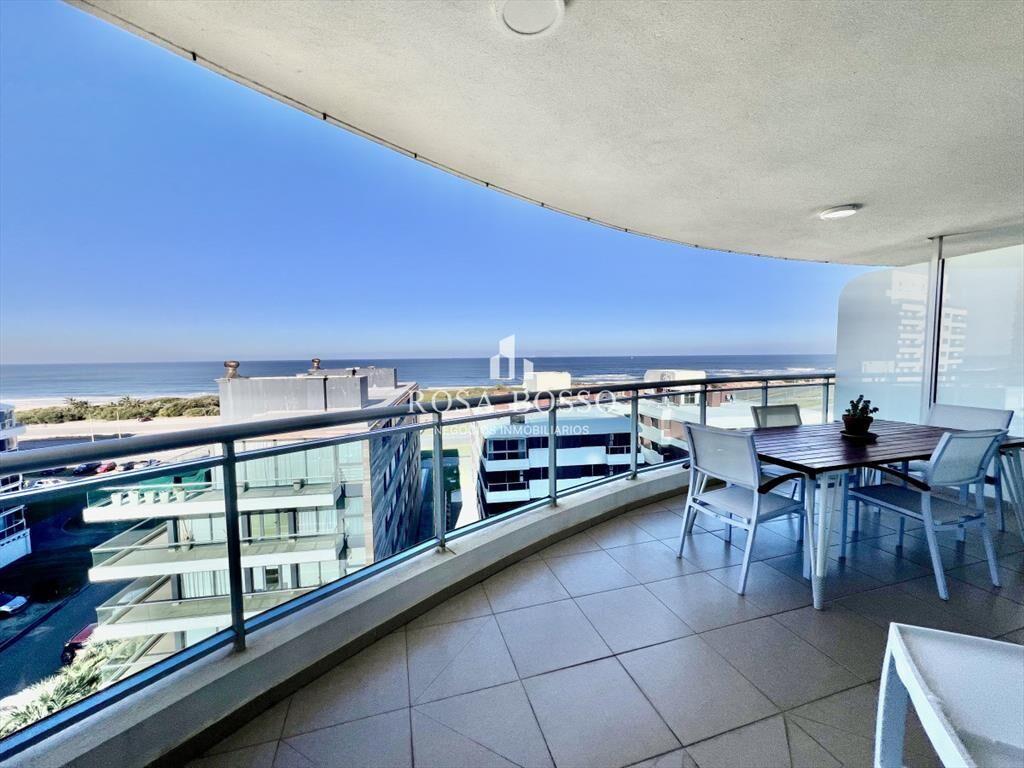 Venta Brava- Punta del Este; 4 dormitorios; 4 el
